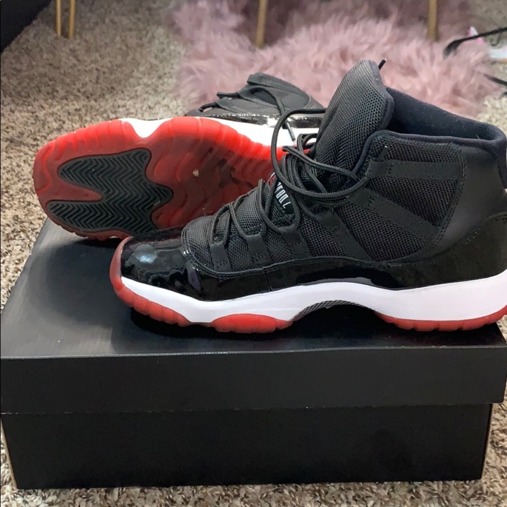 Air Jordan 11